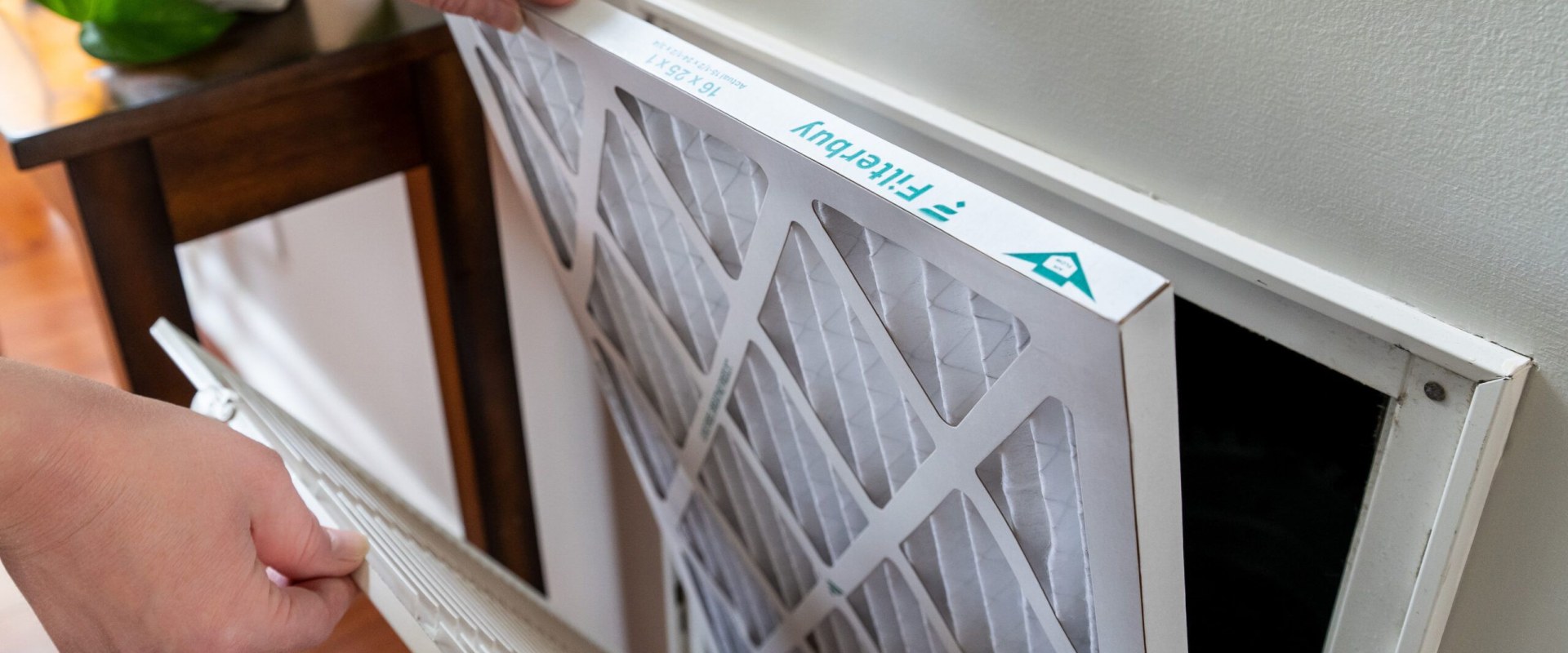 Why 16x25x1 AC Furnace Home Air Filters Are Essential For UV Light Installation